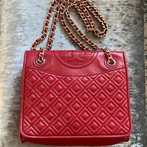 Tory Burch Red leather bag with gold chain